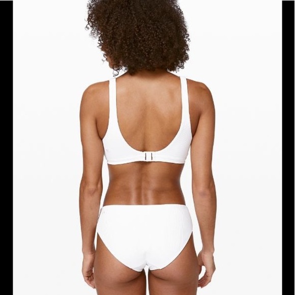 NEW Lululemon Clear Waters Bikini Top ♡ - Picture 8 of 8